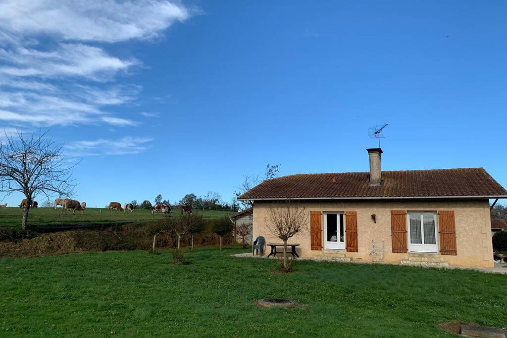 Gite Au Coeur De La Ferme Hauriet Exterior photo